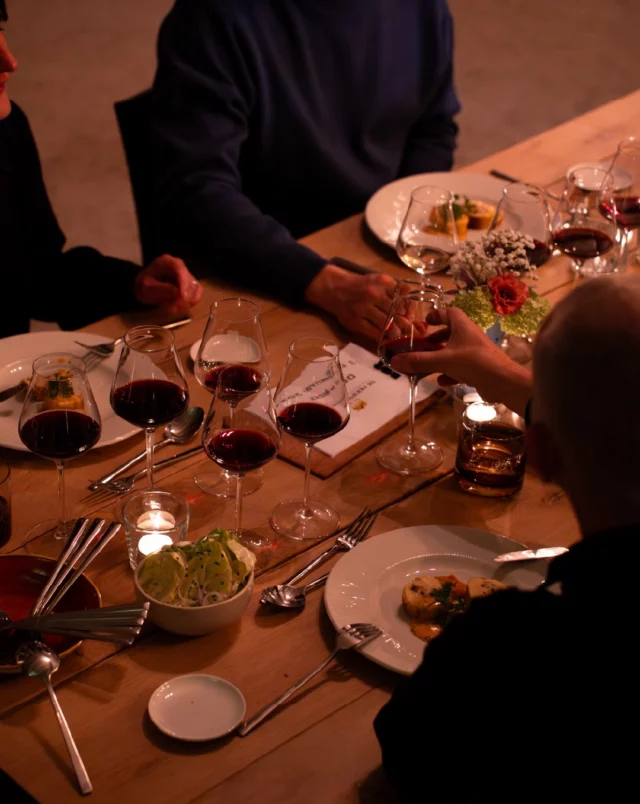 De Proef is terug binnen exact 1 maand👀
De Proef? Wel, proef zelf hoe een avond met De Feestarchitect eruit kan zien ✨ 
We nodigen je uit om te komen proeven hoe wij jouw event zouden aanpakken, van sfeer en styling tot smaak en service
Eerstvolgende editie is 11 september, wees er snel bij, schrijf je in via de link in bio 🥂
